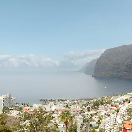 Home2rest - 2bdr, 1st Line With Ocean Views, Gigantes Cliffs And Port Acantilado de los Gigantes