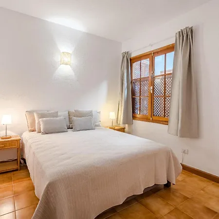 Home2rest - 2bdr, 1st Line With Ocean Views, Gigantes Cliffs And Port Apartment